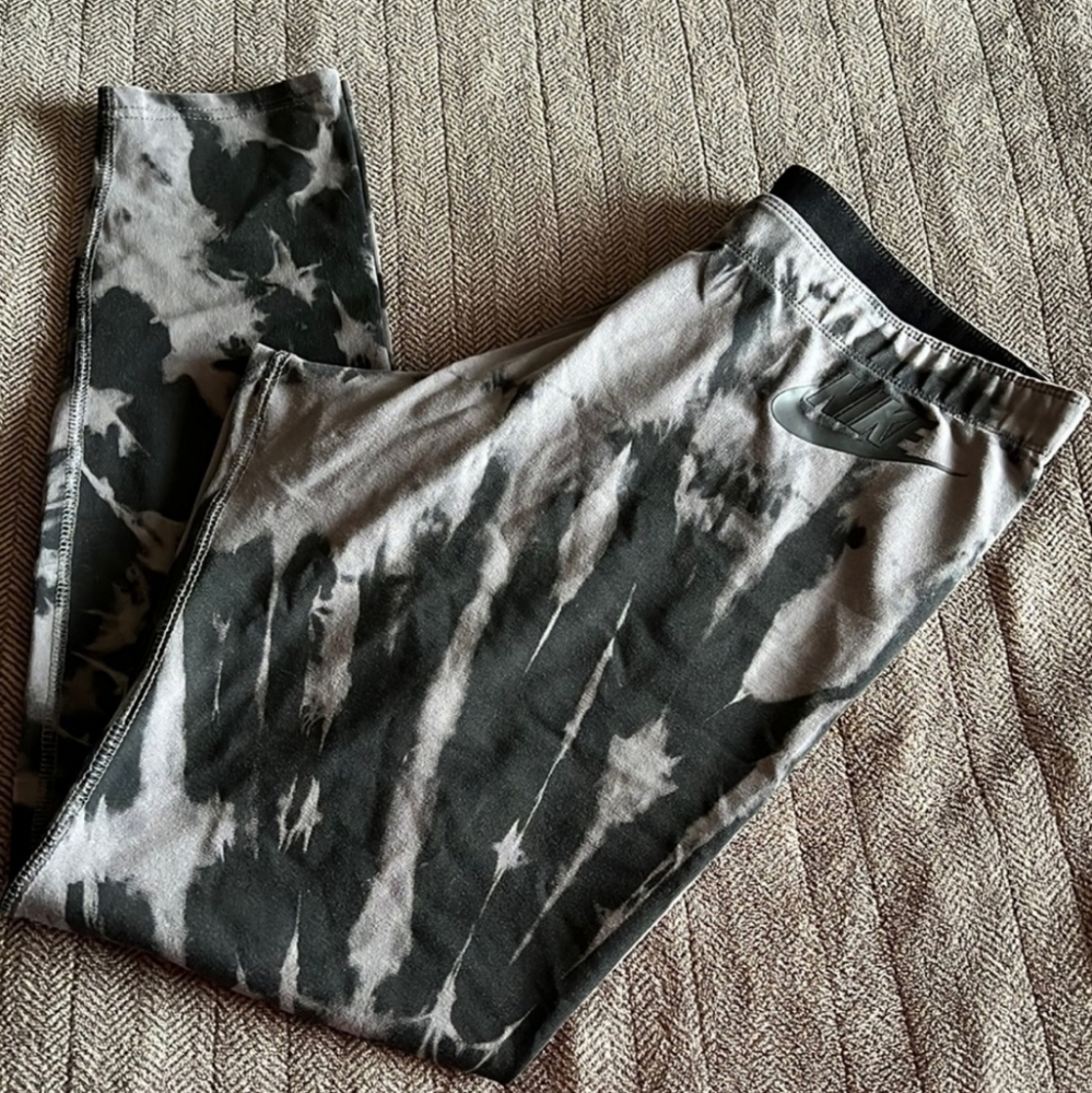 EUC Nike Force Is Female Leggings
